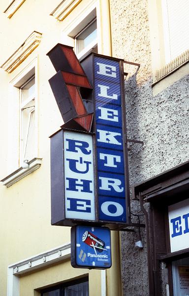 Dresden-Pieschen, Torgauer Str. 22, 22.8.1996.jpg